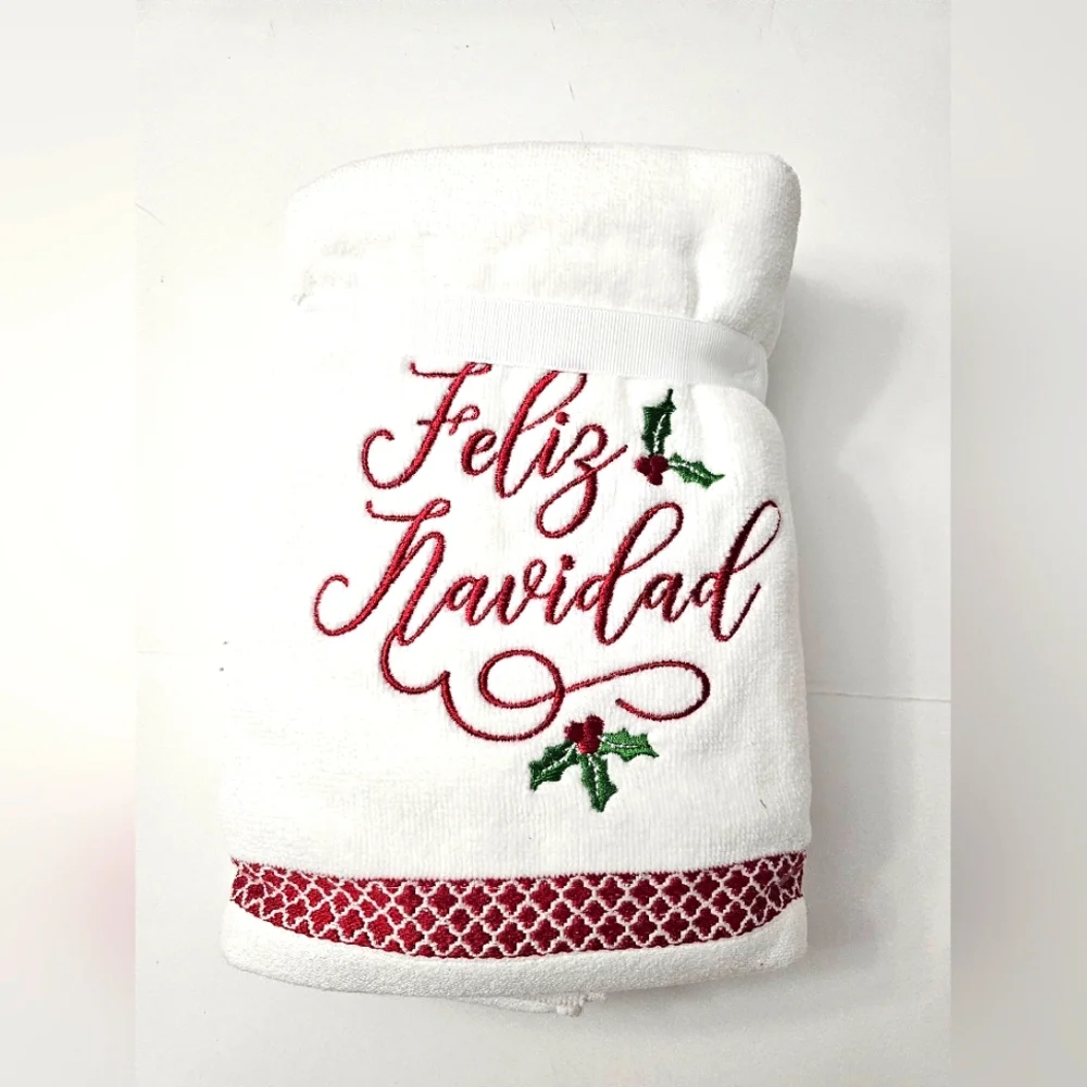 2pc BALSAM & FIR Holiday Hand Towels - 100% Cotton - White/Red/Green